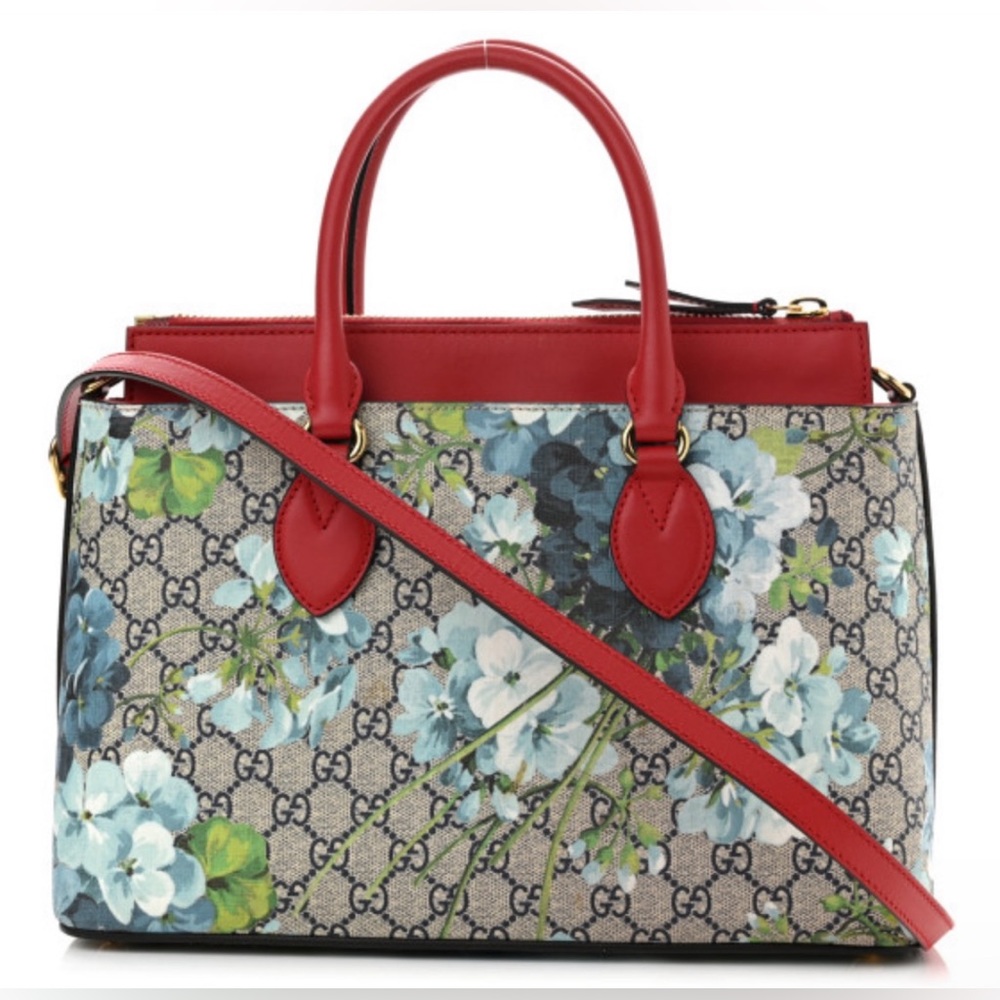 GUCCI GG Supreme Monogram Blooms Medium
Zip Top Tote